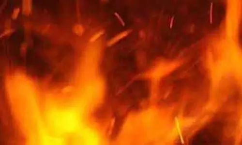 Kerala : नशे में व्यक्ति ने मंदिर के अग्निकुंड में लगाई छलांग, गंभीर