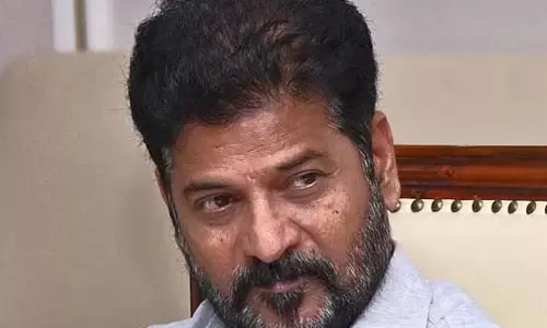 Telangana : मुख्यमंत्री ए रेवंत रेड्डी ने मेट्रो रेल और अन्य परियोजनाओं के लिए केंद्र से मदद मांगी