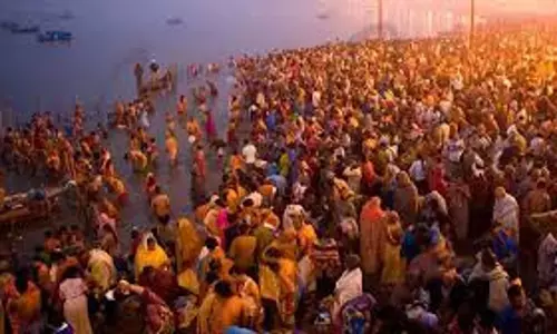 UP News: भव्य महाकुंभ का आगाज, स्नान के लिए उमड़ी भीड़ UP News: भव्य महाकुंभ का आगाज, स्नान के लिए उमड़ी भीड़