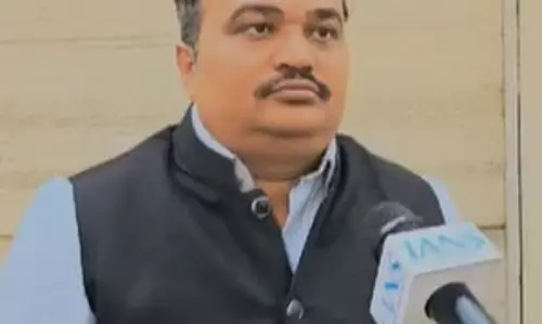 हम वीर सावरकर का सम्मान करते हैं, लेकिन कांग्रेस नहीं समझती : आनंद दुबे
