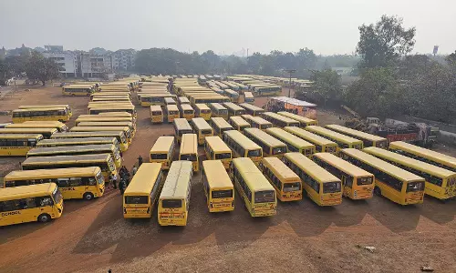 14 स्कूल बसों में पाई गई खामी, चालानी कार्रवाई