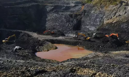 Odisha: कनिहा कोयला खदान में ग्रामीणों के विरोध के बाद काम फिर से शुरू Odisha: कनिहा कोयला खदान में ग्रामीणों के विरोध के बाद काम फिर से शुरू