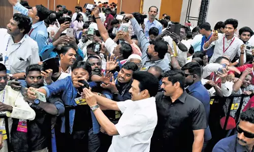 Tamil Nadu: तमिलनाडु तमिल पढ़ाने के लिए 100 प्रशिक्षकों को विदेश भेजेगा