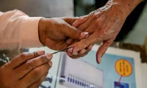 Jaipur: राजस्थान में तेजी से बड़ी नए मतदाताओं की संख्या Jaipur: राजस्थान में तेजी से बड़ी नए मतदाताओं की संख्या