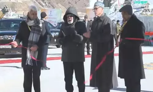 PM Modi ने सोनमर्ग में जेड-मोड़ सुरंग का उद्घाटन किया
