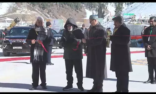 पीएम मोदी ने सोनमर्ग में जेड-मोड़ सुरंग का उद्घाटन किया
