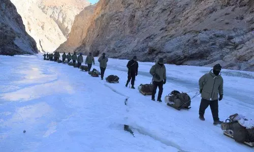Jammu: देरी के बाद आज से शुरू होगी जांस्कर नदी पर चादर यात्रा