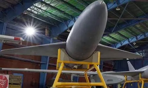 IRAN की सेना में 1 हजार स्वदेशी रणनीतिक ड्रोन शामिल IRAN की सेना में 1 हजार स्वदेशी रणनीतिक ड्रोन शामिल