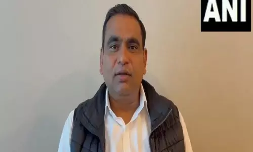 तेलंगाना कांग्रेस नेता ने Delhi CM पर कटाक्ष किया