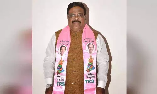 KT Rama Rao ने पूर्व सांसद मंदा जगन्नाधम को श्रद्धांजलि दी