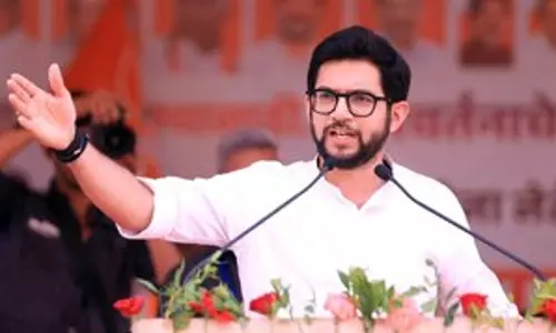 आदित्य ठाकरे ने Mumbai, छत्रपति संभाजीनगर हवाई अड्डों के नामकरण में देरी पर सवाल उठाए