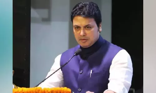 त्रिपुरा के सांसद ने CPIM को ‘फ्यूज बल्ब’ और ‘बुझी हुई मोमबत्तियां’ बताया