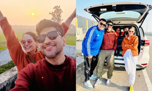 पुराने पंजाबी गाने सुनते हुए Mona Singh ने ‘कोहरा’ की टीम के साथ रोड ट्रिप का लुत्फ़ उठाया पुराने पंजाबी गाने सुनते हुए Mona Singh ने ‘कोहरा’ की टीम के साथ रोड ट्रिप का लुत्फ़ उठाया