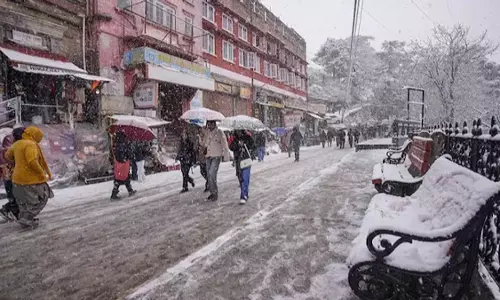 Shimla में बर्फबारी के आसार, हिमाचल में बारिश का अनुमान Shimla में बर्फबारी के आसार, हिमाचल में बारिश का अनुमान