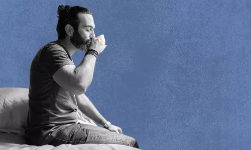 5 सोते समय पीने वाले पेय शांत, आराम और तनाव के स्तर को कम करेंगे 5 सोते समय पीने वाले पेय शांत, आराम और तनाव के स्तर को कम करेंगे