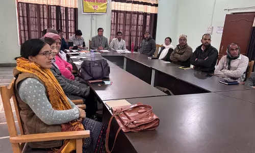 Churu: एसडीएम बिजेंद्र सिंह ने आवश्यक सेवाओं की समीक्षा कर दिए निर्देश