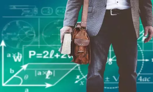 आयोग के माध्यम से प्रोफेसर भर्ती की अस्वीकृति: प्रक्रिया लागू करने के निर्देश