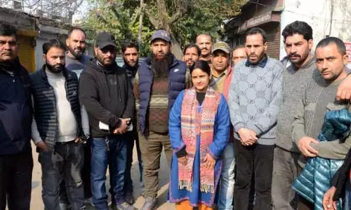 Chowkidars, नंबरदारों की परियोजना मांगें