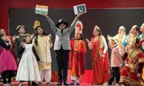 शीतकालीन रंगमंच कार्यशाला का समापन, बच्चों ने ‘Parampara’ का मंचन किया