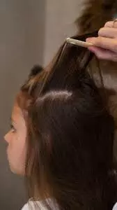 Hair Care:  बालों को प्राकृतिक रूप से चमकदार बनाने के आसान आयुर्वेदिक उपाय