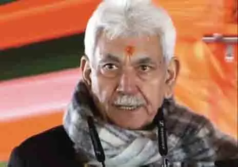 प्रधानमंत्री मोदी का विजन जम्मू-कश्मीर के नए युग को आकार दे रहा: LG Manoj Sinha प्रधानमंत्री मोदी का विजन जम्मू-कश्मीर के नए युग को आकार दे रहा: LG Manoj Sinha
