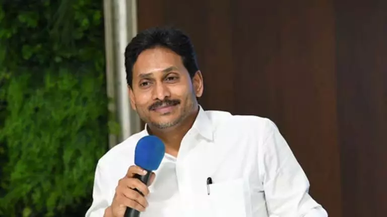 चुनावी हार के बाद राप्ताडु YSRCP में नेतृत्व संकट गहराया