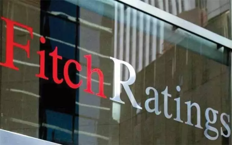 भारतीय कॉरपोरेट 2025-26 में बेहतर क्रेडिट मेट्रिक्स की ओर अग्रसर: Fitch