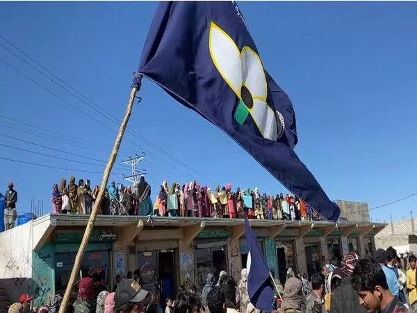 Balochistan: बलूच नरसंहार स्मृति दिवस से पहले शहीदों के कब्रिस्तान में जागरूकता अभियान चलाया गया