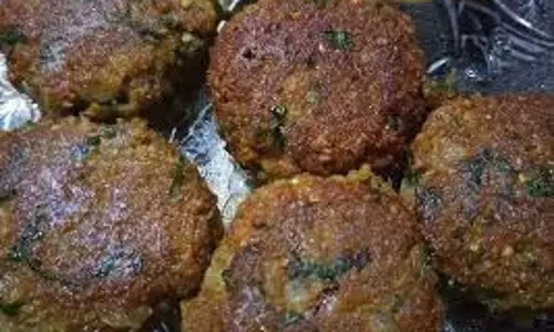 Turai Recipe: आपको तुरई की ये 2 रेसिपी भी जरूर आज़मानी चाहिए Turai Recipe: आपको तुरई की ये 2 रेसिपी भी जरूर आज़मानी चाहिए