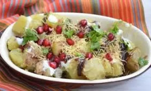 Recipe:  शकरकंद चाट से लेकर गुड़ की खीर तक, मकर संक्रांति पर बनाएं ये अनोखे व्यंजन