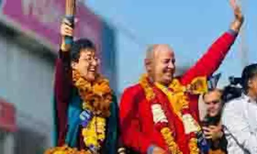 NEW DELHI आतिशी ने सिसोदिया के साथ रोड शो किया