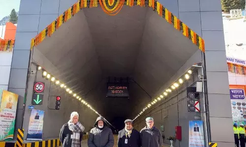 सुरंग एक इंजीनियरिंग चमत्कार: Gadkari