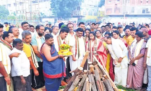 Andhra: जीएमसी संक्रांति संबारलु का भव्य आयोजन करता