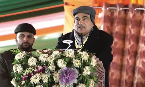 Nitin Gadkari: विकसित भारत के लक्ष्य को प्राप्त करने के लिए बुनियादी ढांचे का विकास जरूरी Nitin Gadkari: विकसित भारत के लक्ष्य को प्राप्त करने के लिए बुनियादी ढांचे का विकास जरूरी