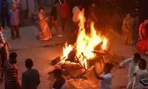 Andhra: भोगी उत्सव धूमधाम से मनाया गया