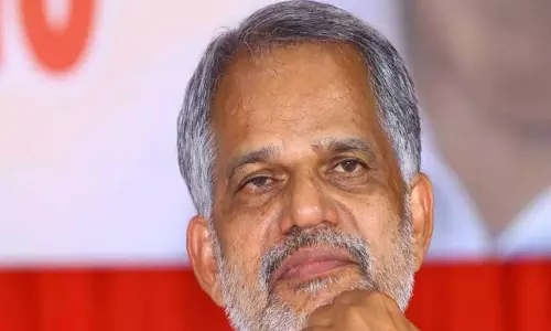 Kerala :  यूडीएफ खतरनाक राजनीति में लिप्त है विजयराघवन