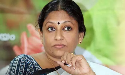 Kerala :  लेखिका केआर मीरा का कहना है कि महिलाओं के नागरिक अधिकार ओटीपी की तरह नहीं