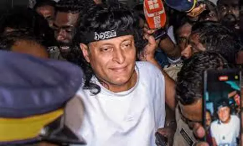 Kerala: हाईकोर्ट ने यौन उत्पीड़न मामले में बॉबी चेम्मनूर की जमानत याचिका मंजूर की Kerala: हाईकोर्ट ने यौन उत्पीड़न मामले में बॉबी चेम्मनूर की जमानत याचिका मंजूर की