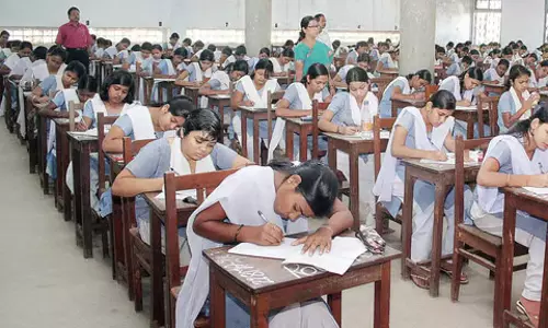 गुजरात बोर्ड ने कक्षा 9, 11 के प्रश्न पैटर्न के लिए बोर्ड परीक्षा प्रारूप का उपयोग किया गुजरात बोर्ड ने कक्षा 9, 11 के प्रश्न पैटर्न के लिए बोर्ड परीक्षा प्रारूप का उपयोग किया