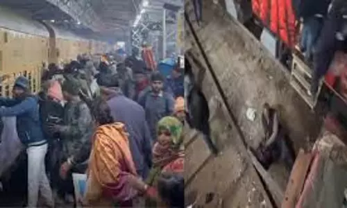 Up News:  अचानक बदला प्लेटफॉर्म, मची भगदड़ में ट्रेन के नीचे आए   कई लोग