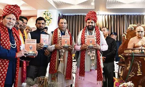 Haryana : सैनी ने एक लाख गरीब परिवारों को प्लॉट देने की घोषणा की Haryana : सैनी ने एक लाख गरीब परिवारों को प्लॉट देने की घोषणा की