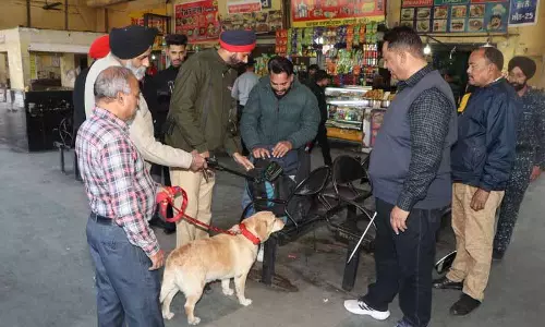 Jalandhar: गणतंत्र दिवस से पहले सार्वजनिक सुरक्षा के लिए विशेष अभियान Jalandhar: गणतंत्र दिवस से पहले सार्वजनिक सुरक्षा के लिए विशेष अभियान
