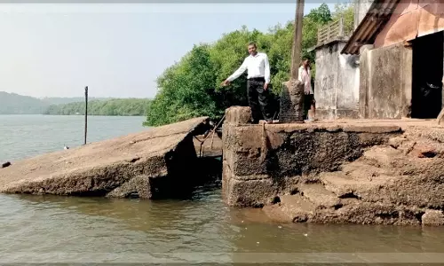 GOA: उपेक्षित दुर्भात जेट्टी स्थानीय लोगों-मछुआरों के लिए गंभीर खतरा बनी