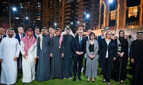 UAE स्थित फिनलैंड दूतावास ने यूएई-फिनलैंड राजनयिक संबंधों की 50वीं वर्षगांठ मनाई UAE स्थित फिनलैंड दूतावास ने यूएई-फिनलैंड राजनयिक संबंधों की 50वीं वर्षगांठ मनाई