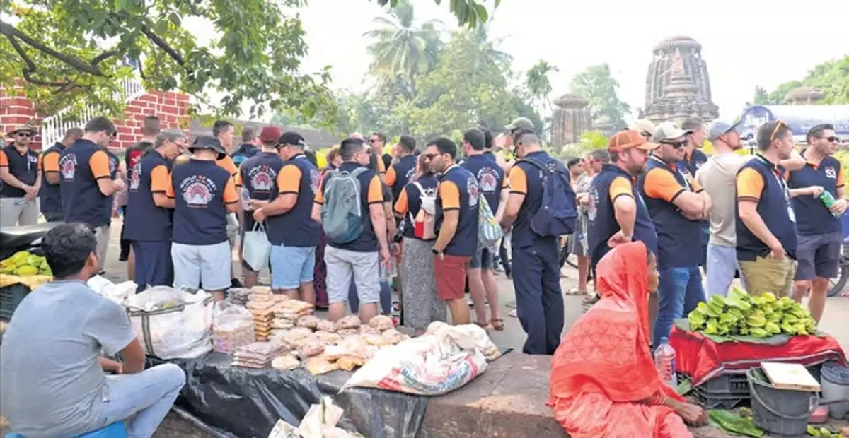 Odisha: लिंगराज मंदिर में मकर संक्रांति पर प्रसाद चढ़ाने में विवाद के कारण बाधा उत्पन्न