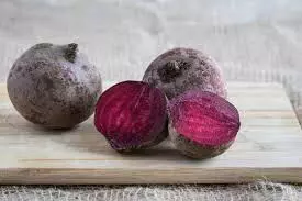 Beetroot For Skin: सर्दियों में चुकंदर से पाएं ग्लोइंग और फ्रेश स्किन, जानें लगाने का तरीका