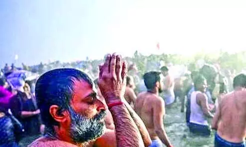 Maha Kumbh: मकर संक्रांति पर पहला अमृत स्नान आयोजित, 3.5 करोड़ श्रद्धालुओं ने लगाई डुबकी