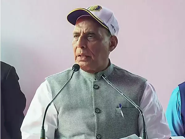 अग्रिम मोर्चे के नौसैनिकों का शामिल होना भारत की बढ़ती ताकत का प्रमाण: Rajnath Singh