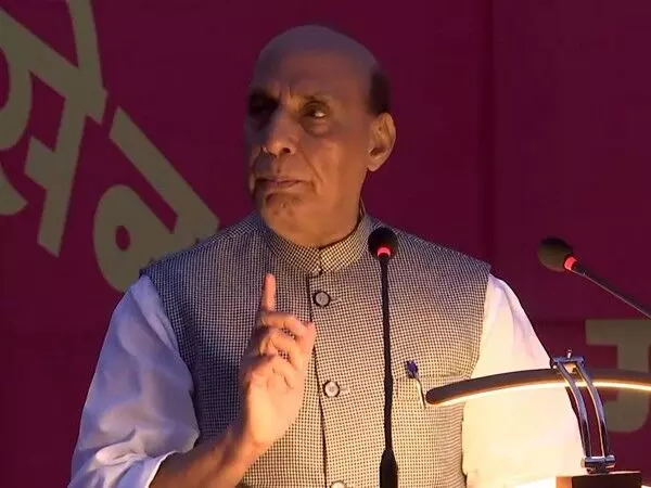 Rajnath Singh ने सशस्त्र बलों को आधुनिक युद्ध मशीन में बदलने पर दिया जोर