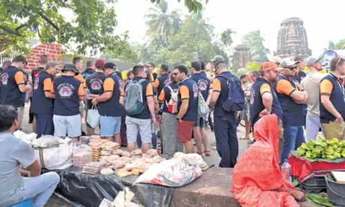 Odisha: लिंगराज मंदिर में मकर संक्रांति पर प्रसाद चढ़ाने में विवाद के कारण बाधा उत्पन्न